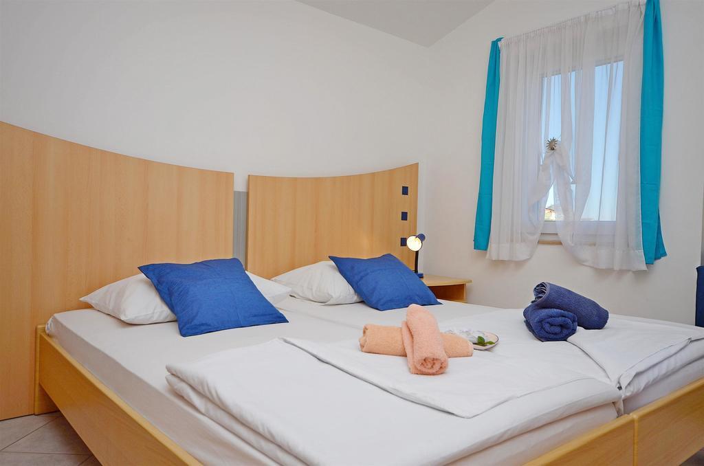 Apartments Mira Tribalj 外观 照片