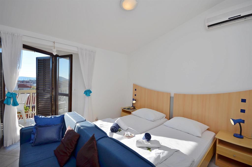 Apartments Mira Tribalj 外观 照片