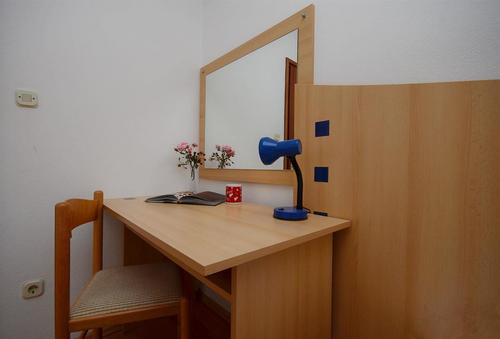 Apartments Mira Tribalj 外观 照片