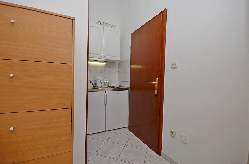 Apartments Mira Tribalj 外观 照片
